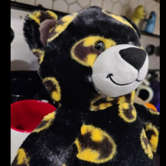 Build-A-Bear Workshop BAB DC Comics Batman Plush Bear Black Yellow Logo 17 inch - Picture 4 of 11